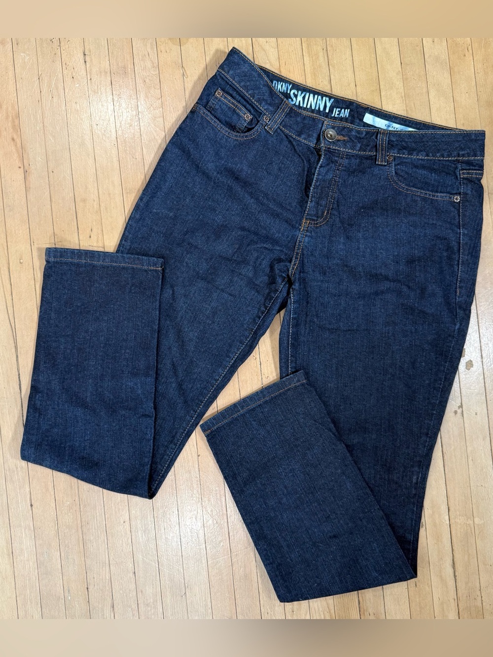 DKNY Dark Wash Mid-Rise Skinny Jean for Women Size 12